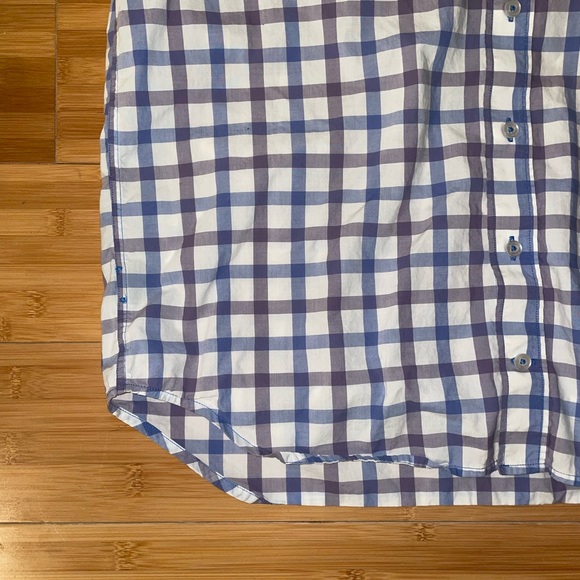Southern Point Co. Blue and White Checked Button Down - Size Small - Picture 4 of 5